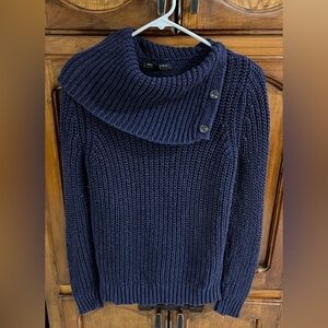 Banana Republic Women's Navy Blue Chunky Knit Cowl Neck Sweater! Size Medium.